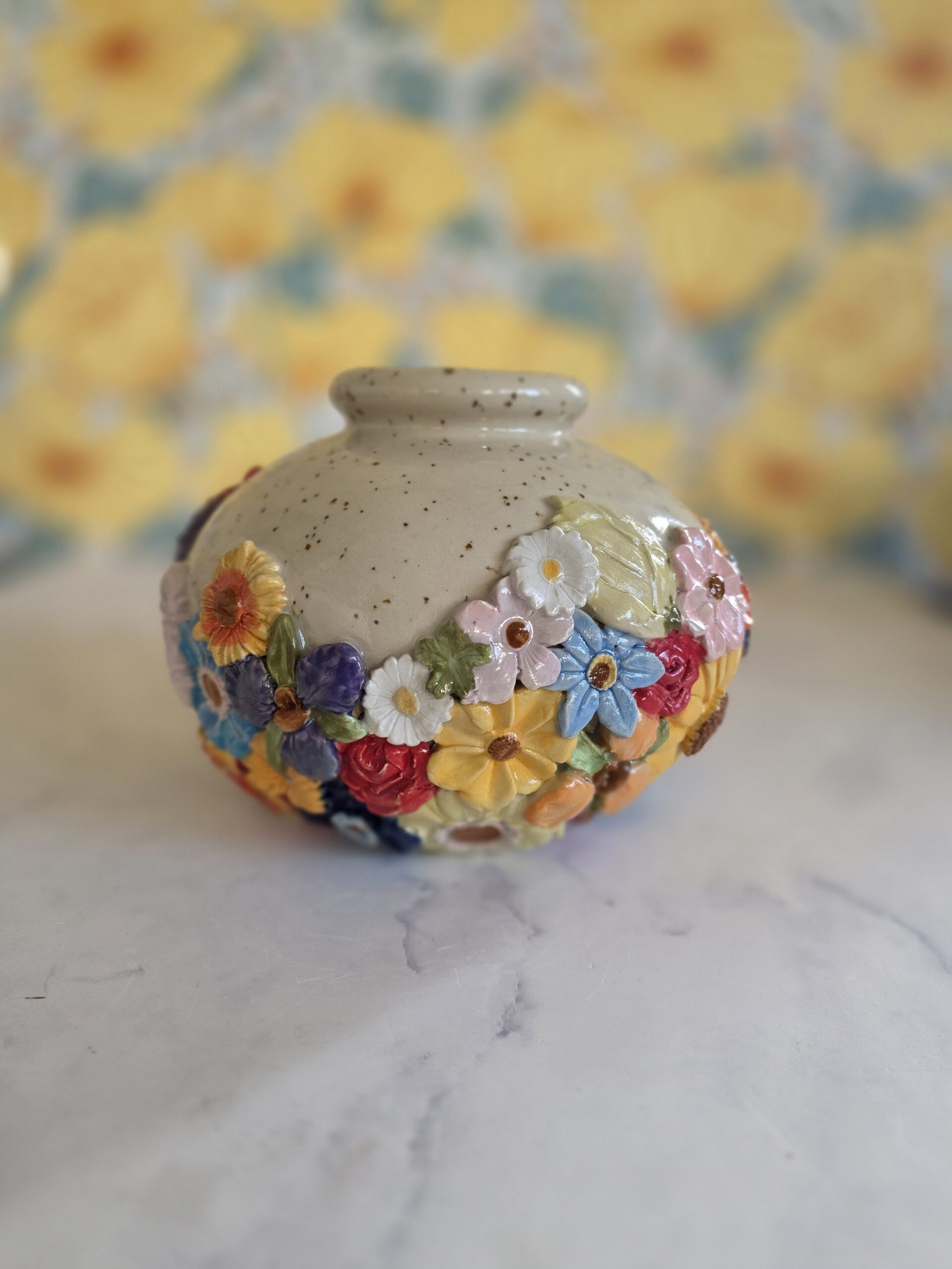 Et Gram Vildere rund vase prikket